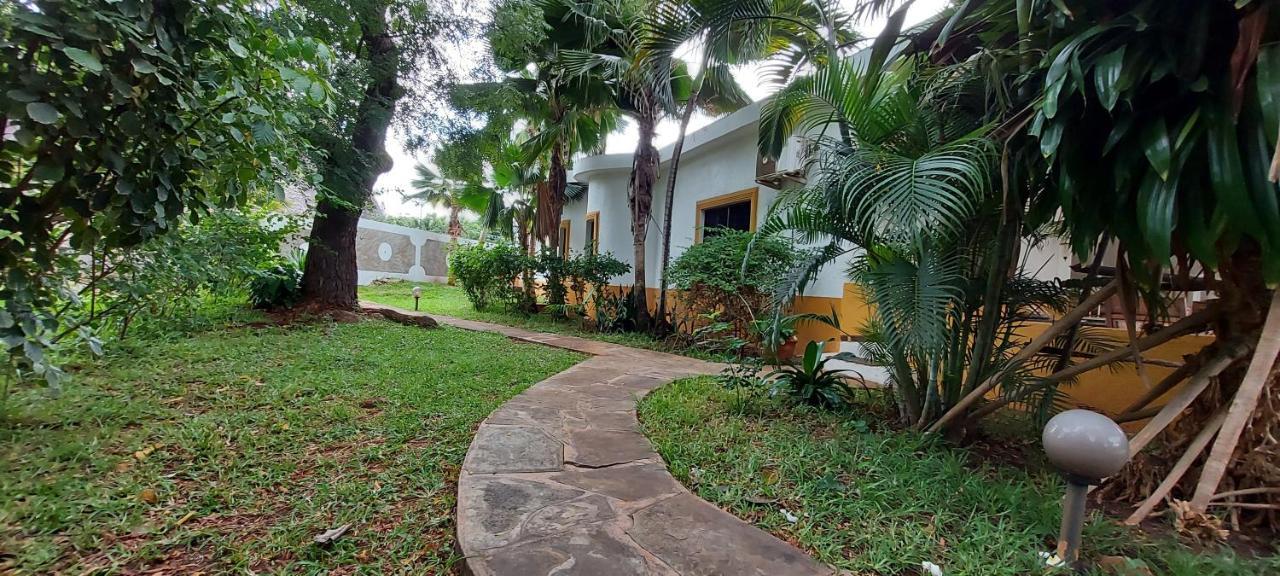 Villa Mela, Malindi Eksteriør billede